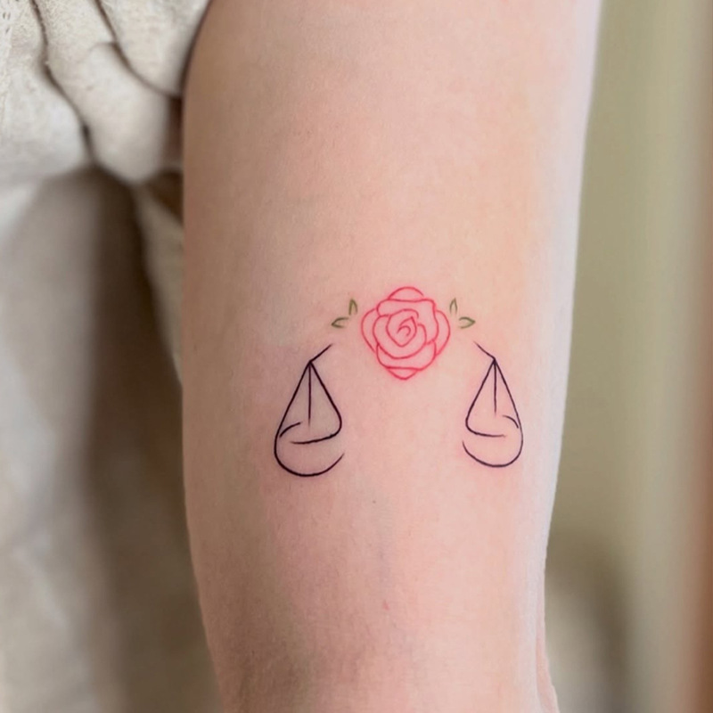 New Cross-Border Cute Simple Ins Style Rose Totem Tattoo Stickers Long-Lasting Waterproof High-End Tattoo Stickers New Cross-Border Cute Simple Ins Style Rose Totem Tattoo Stickers Long-Lasting Waterproof High-End Tattoo Stickers