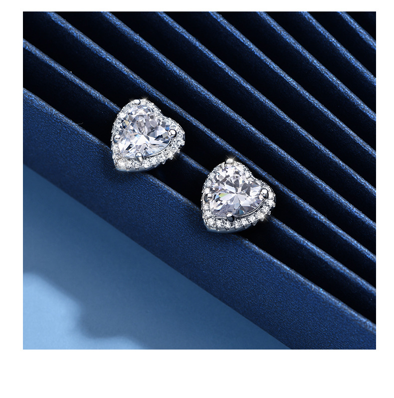 Fashion Heart Shape Sterling Silver Inlay Zircon Ear Studs 1 Pair
