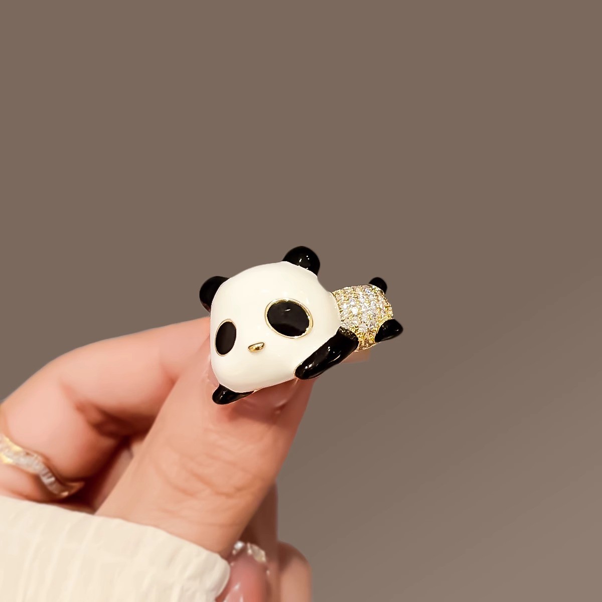 Guofeng Cute Sleeping Panda Brooch Small Fresh Cute Fun Small Animal Corsage Fashionable All-Match Personalized New Pin
