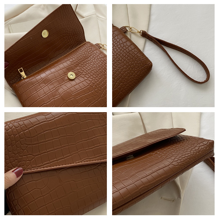 Women's Medium Pu Leather Solid Color Vintage Style Magnetic Buckle Envelope Bag display picture 2