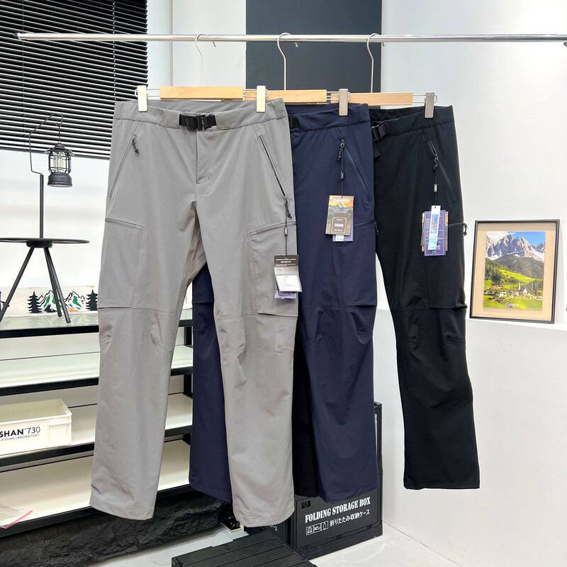 Water-Resistant and Durable Men's Outdoor Quick-Dry Softshell Pants with Breathable Stretch, Sporty Casual Pants, Trendy