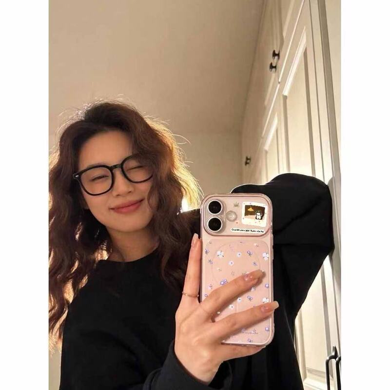 Purple Small Flower Cat Large Window Case Suitable for Apple 16Pro Mobile Phone Case Iphone17Promax Matte 13 Premium