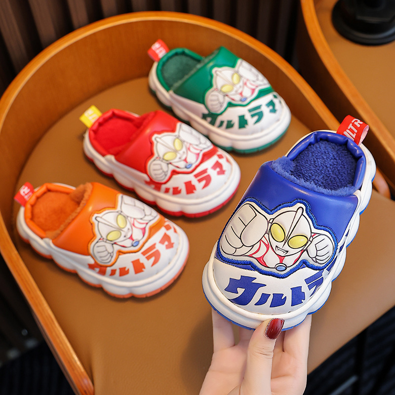 Niños de invierno Ultraman bebé Zapatillas de algodón cálido hogar PU cuero impermeable medio y grande niños bolsa de dibujos animados zapatos de tacón de algodón