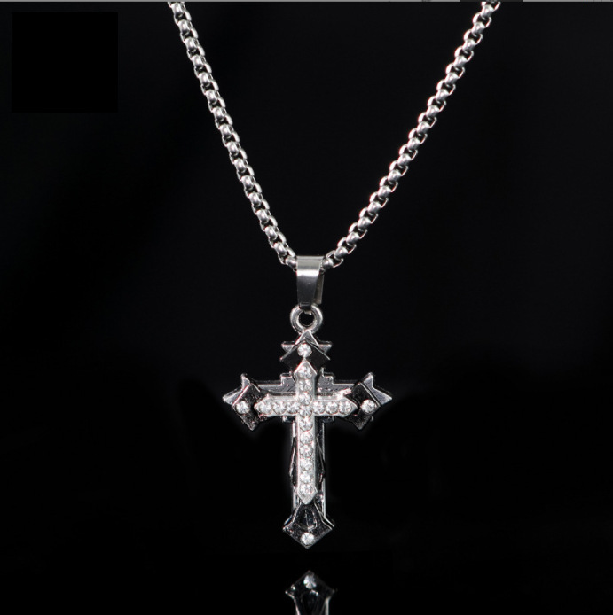 Necklace boy's fashionable diamond cross pendant pendant hip hop all-match Boy's online celebrity necklace fashionable accessories Necklace boy's fashionable diamond cross pendant pendant hip hop all-match Boy's online celebrity necklace fashionable accessories