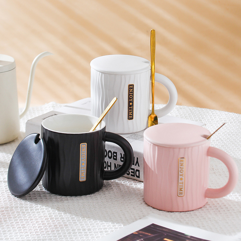 Taza de cerámica de gran capacidad taza de agua de alto aspecto con cuchara de tapa taza de bebida de jugo para hombres y mujeres taza de oficina en casa