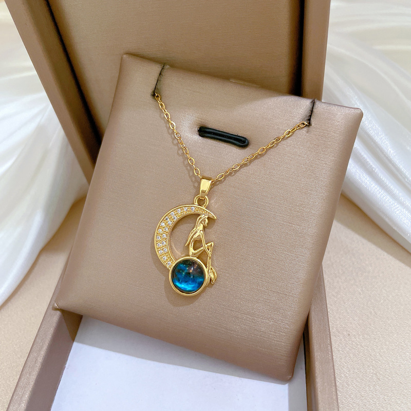 Gorgeous Star And Moon Zircon Necklace, Elegant Titanium Chain_voghion.com