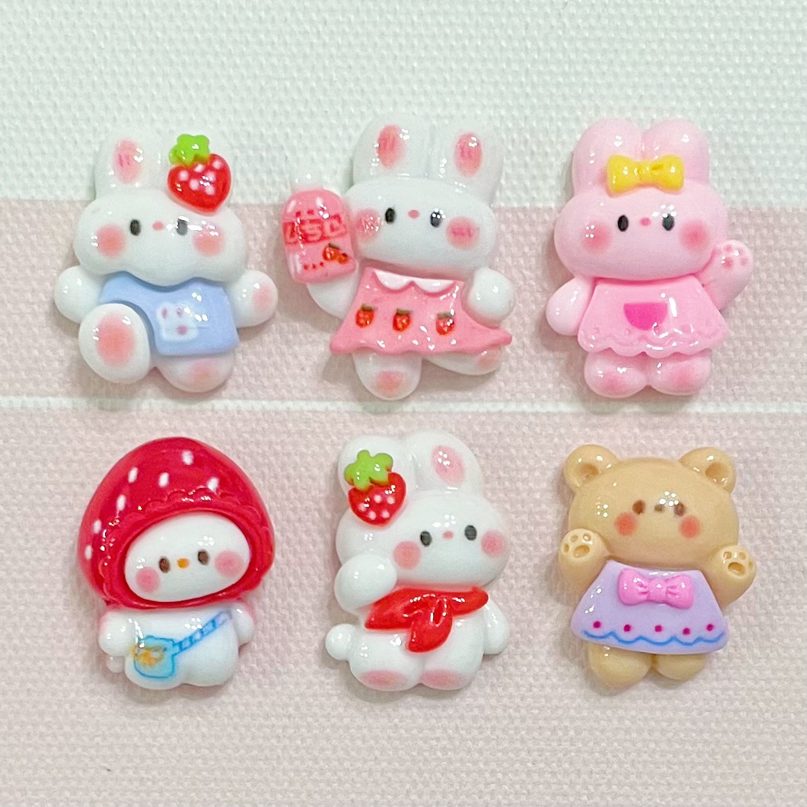 Brillante accesorios de resina DIY dibujos animados conejito oso pequeña capucha roja horquilla accesorios para el cabello pegamento crema zapatos material