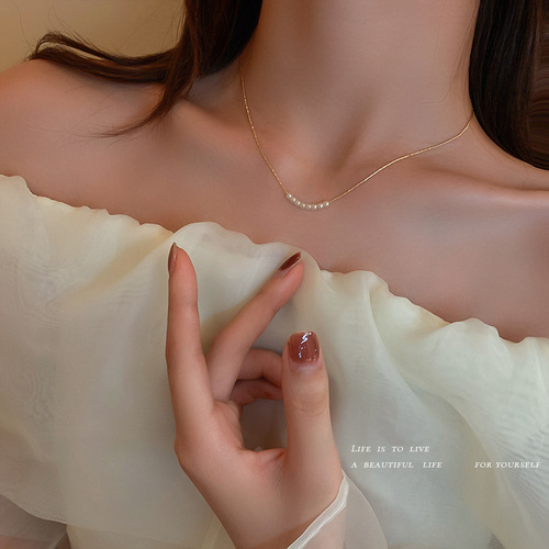 Korean simple pearl geometric necklace for women, thin chain, niche, light luxury clavicle chain, cold style, versatile necklace for women