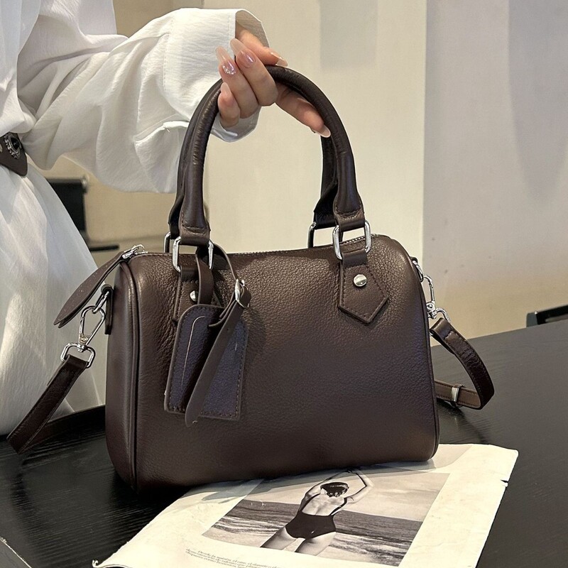In-Stock Wholesale Genuine Leather Women's Handbags, New Niche Style, Durable and Stylish Shoulder Crossbody Bags, Simple Casual Pillow Bags, Trendy