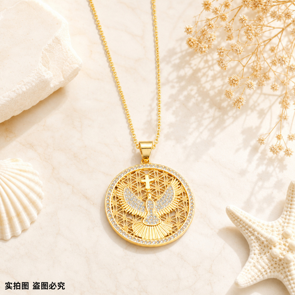 Customized Jewelry from the Source Factory, Zircon Necklaces with Pictures and Samples, Copper Material Pendants, and Oem Jewelry Processing