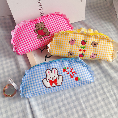 Japanese pencil case large capacity junior high school girl ins girl high-looking primary school student cute internet celebrity stationery pencil case