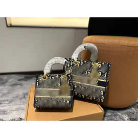 D家2025新款包包刺绣戴妃手拎包经典菱格优雅时尚气质