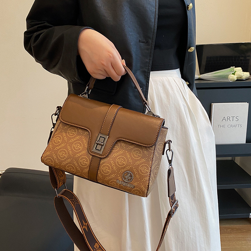 Grenzüberschreitende Damentaschen 2023 neue vielseitige kleine quadratische Taschen leichte Luxus-Textur-Handtaschen Pendler-Umhängetaschen Großhandel für Damen_voghion.com