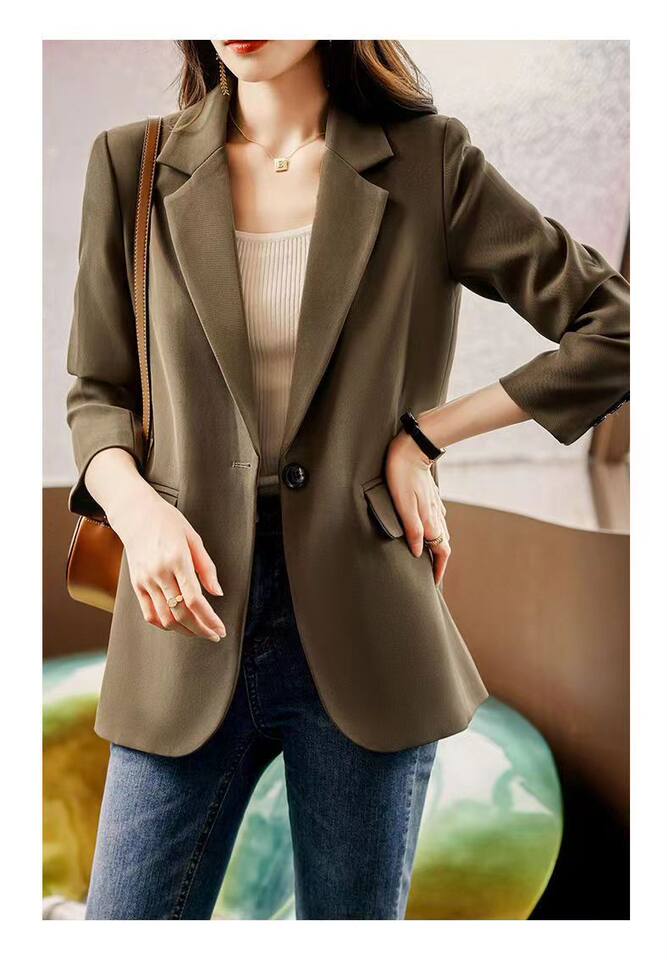 Áo vest nữ dáng suông cổ vest tay dài phong cách thanh lịch — Màu kaki, màu trắng nhạt, màu đen, Chất liệu chần bông dày màu kaki chi tiết 12