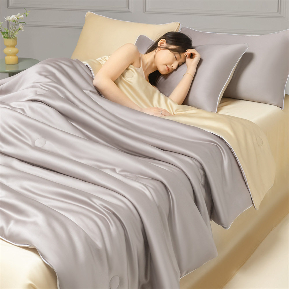 Colcha de verano de seda de hielo lavada pieza única 2025 nueva versión de verano Colcha fresca de verano Colcha de aire acondicionado fresco simple Juego de cuatro piezas Lavable a máquina