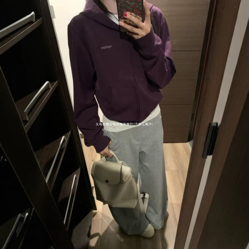American-style basic solid color short hoodie for women, hooded zip-up sports casual loose cardigan jacket, women's purple top American-style basic solid color short hoodie for women, hooded zip-up sports casual loose cardigan jacket, women's purple top