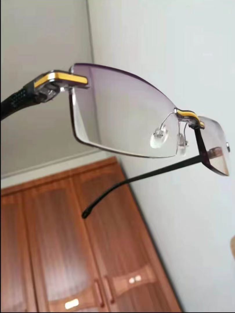 2022 New Frameless Diamond Trim Reading Glasses Anti-Blue Light Blue Film Integrated Men's Reading Glasses Wholesale Metal