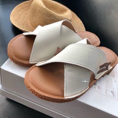 柔軟舒適！隨意折niu皮交叉平底拖鞋簡約bai搭女涼鞋XZ033105