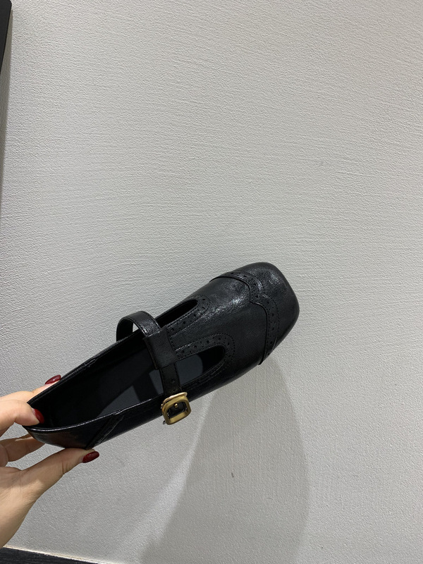 复古雕花方头浅口单鞋平底小皮鞋女小众设计法式玛丽珍鞋秋季女|undefined