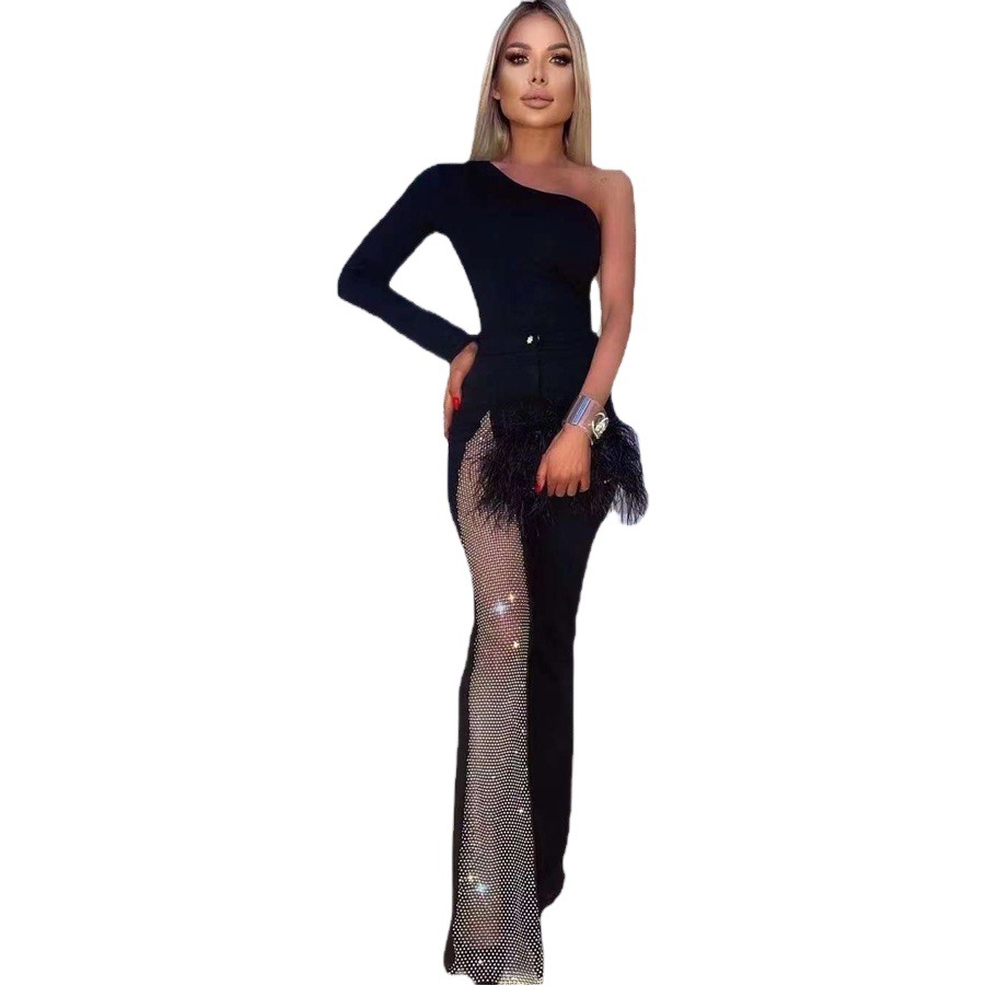 Vestido de fiesta de noche sexy con hombros asimétricos, manga larga, malla y pedrería, estilo europeo y americano, tipo mono con vendaje.