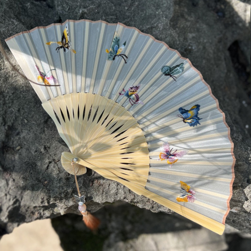 Laochangmen Suzhou embroidery fan embroidery folding fan ancient fan cheongsam Su embroidery double-sided embroidery women's fan Chinese style