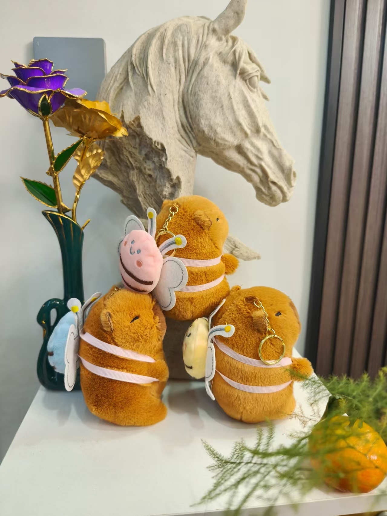 갈색 작은 꿀벌 시리즈 카피바라