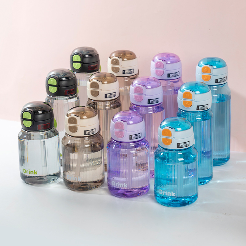 新しいポータブルダブルドリンク子供用プラスチックカップ大容量アウトドアスポーツスペースカップ高価値学生ウォーターカップ卸売|undefined