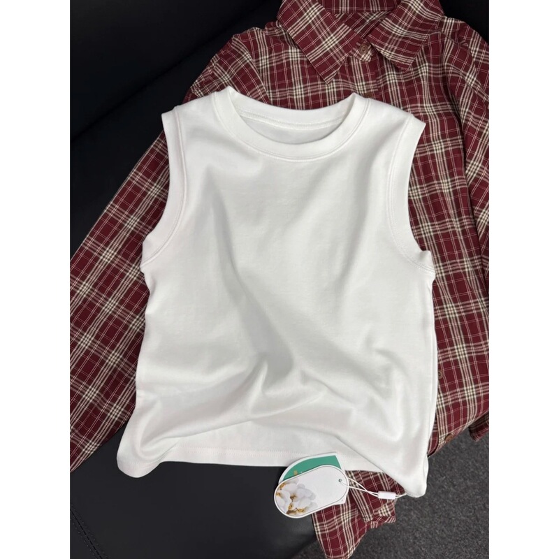 White Sleeveless Camisole Outerwear for Women, Spring and Summer Korean Style Round Neck Tank Top with Side Breast Coverage, Base Layer Shirt