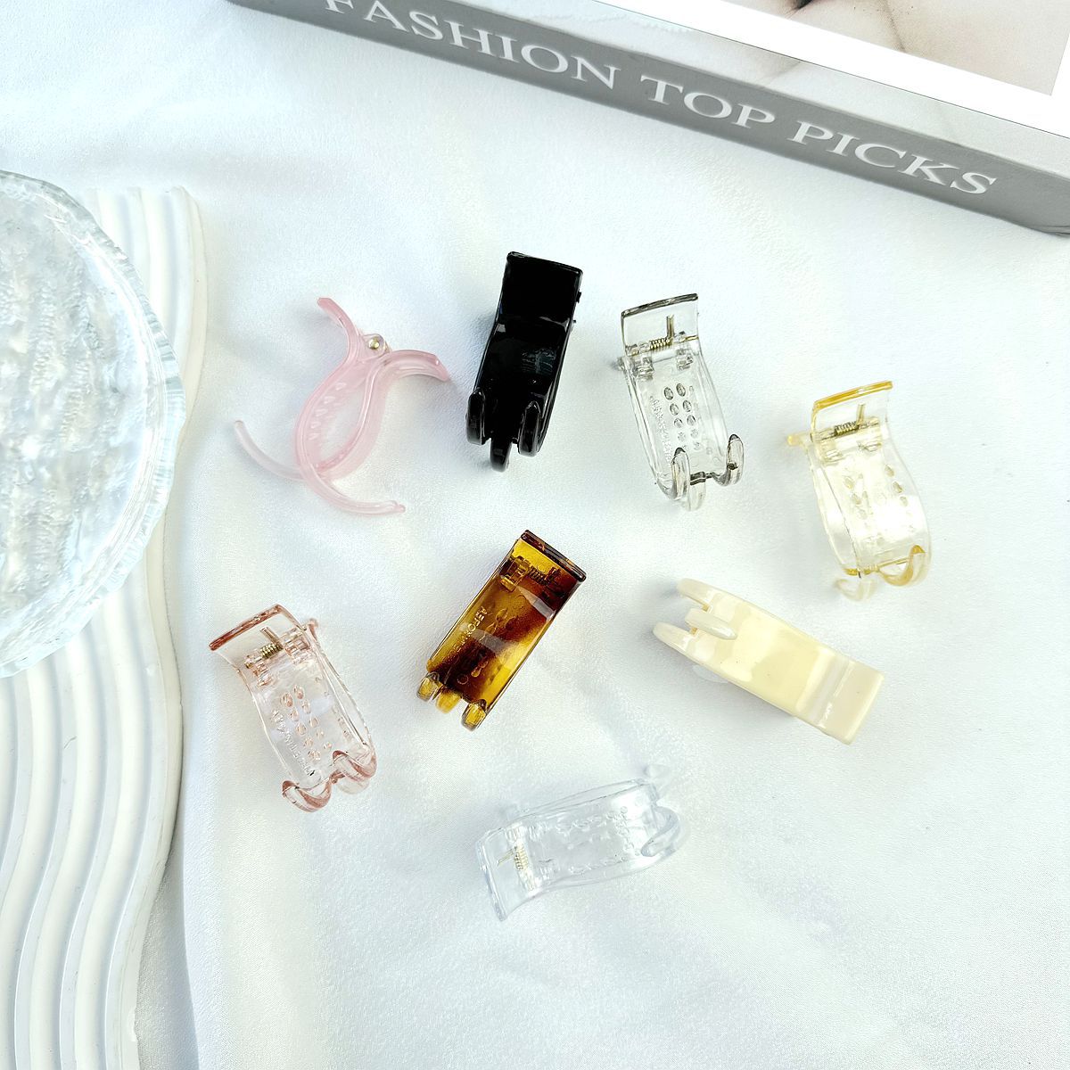 Korean-Style Small Half-Up Hairpin for Women with a High Ponytail, Similar to Jin Chen's Style, Trendy Hair Accessory