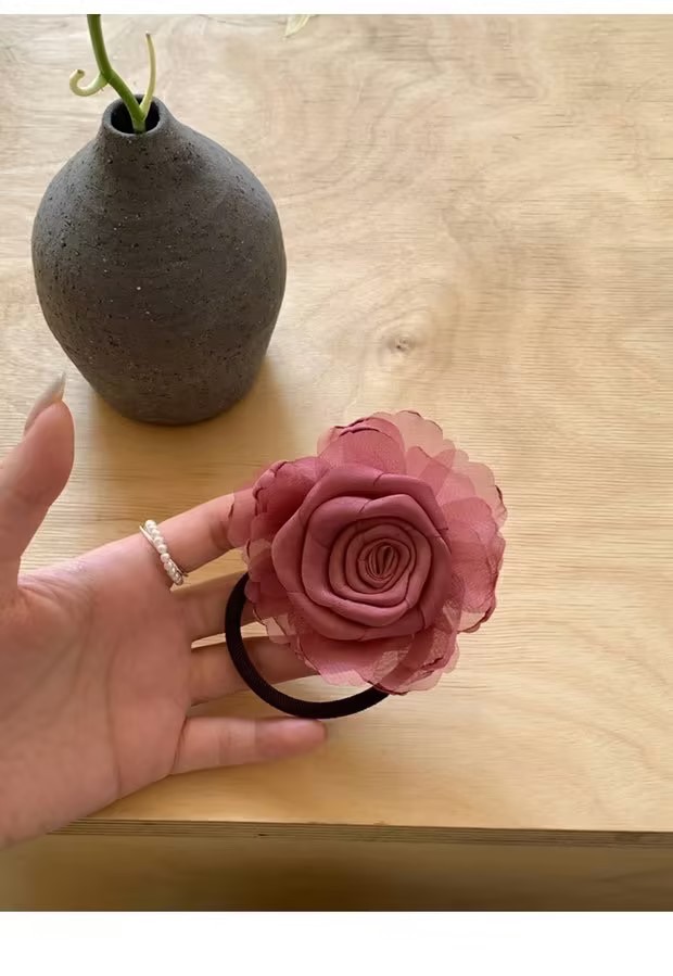 Nueva onda verde china 2024 nuevo estilo nacional rosa correa de cabello de correa de cabello de mujer atada flor de cabeza de alta calidad