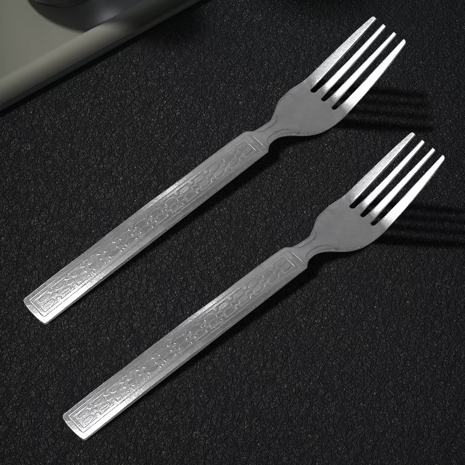 厂家直供不锈钢加厚韩式长柄叉子西餐主餐叉甜品沙拉蛋糕叉水果叉