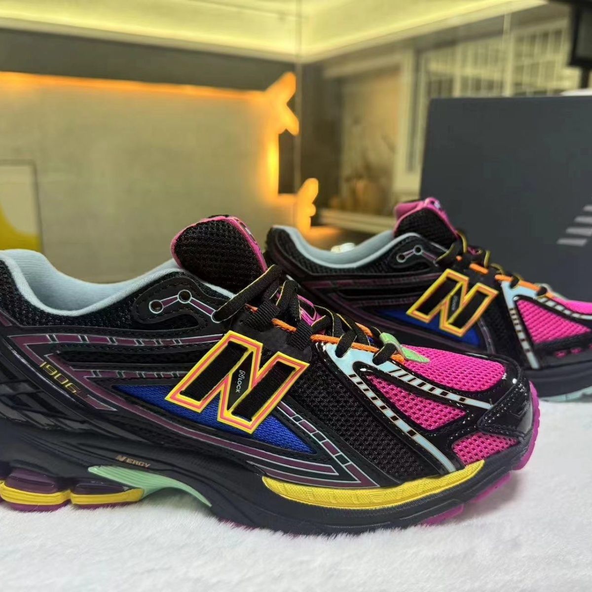 남성용 운동화 nb1906r 세련되고 편안한 메쉬 통기성 로우탑 운동화 가볍고 편안한 운동화