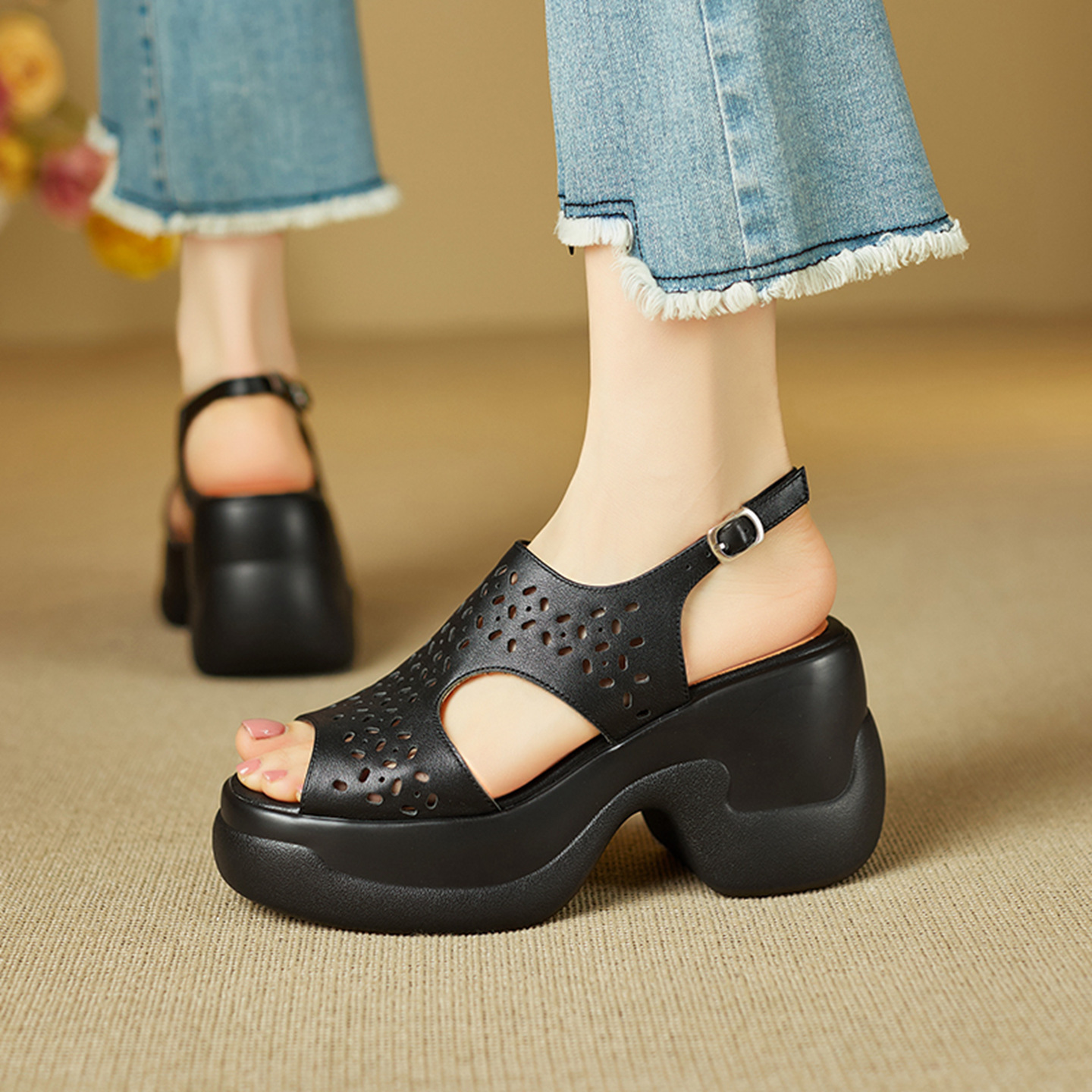 Sandal cao gót nữ quai ngang đế xuồng gót 9 cm — đen