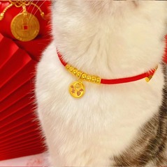 ペット新年首輪猫犬金珠長命錠平安祝い龍年マフラー猫犬小型犬金ネックレス可
