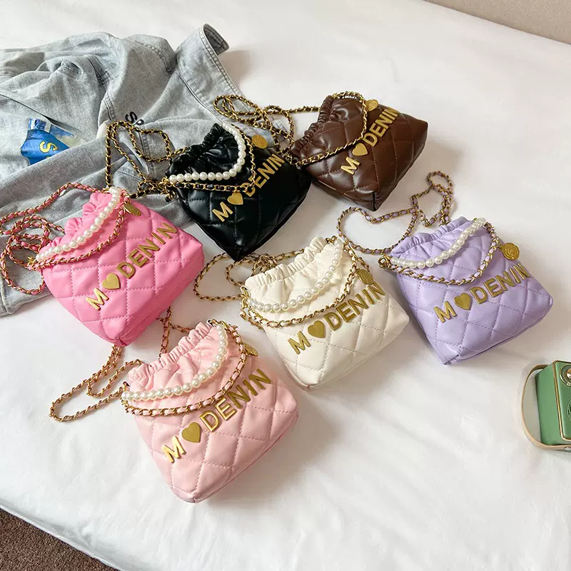 2023秋季新款珍珠小香风女包儿童公主亲子单肩斜挎手提字母水桶包