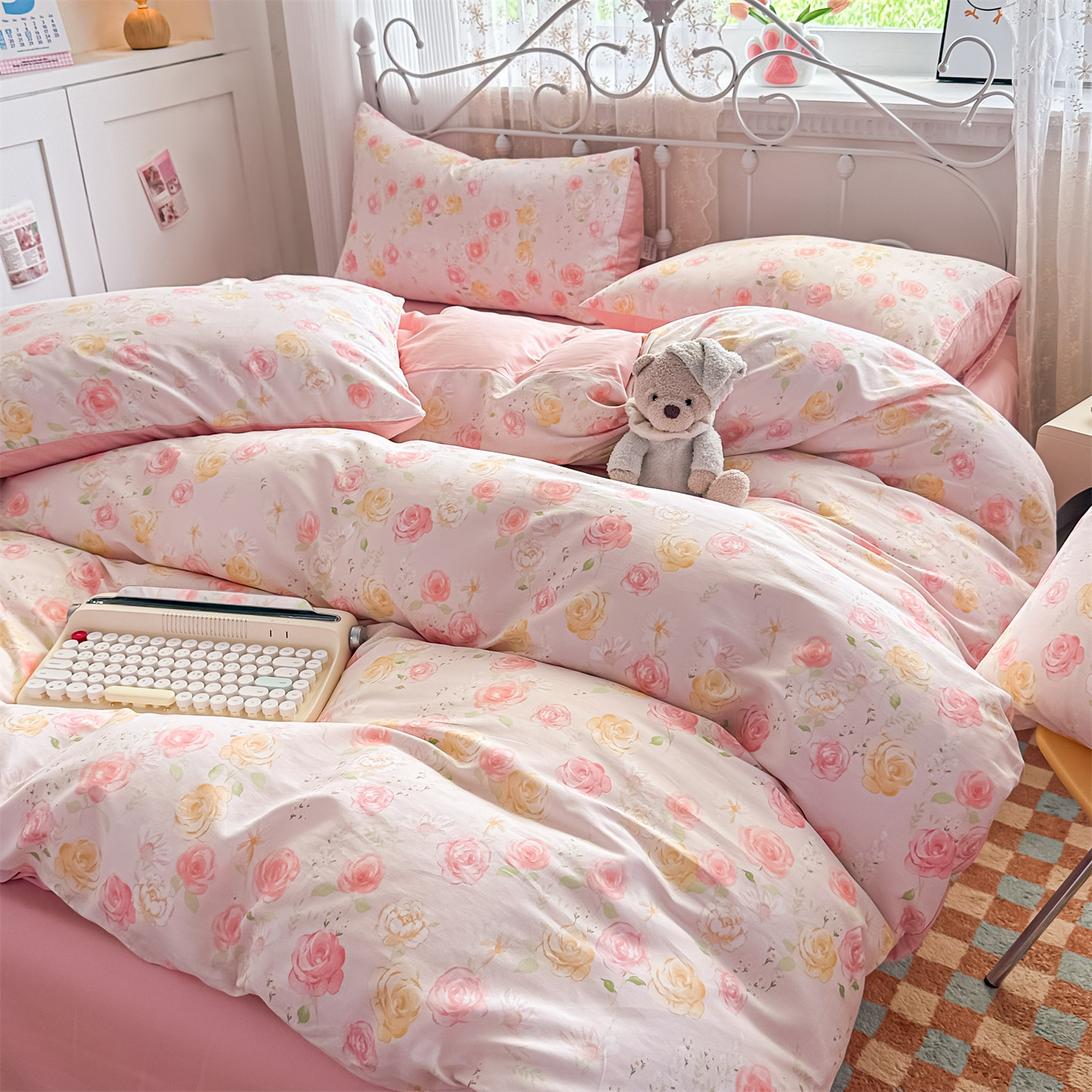 100% algodón cama de cuatro piezas, cubierta de sábanas de algodón, doble impresión de dormitorio de estudiantes, tres piezas