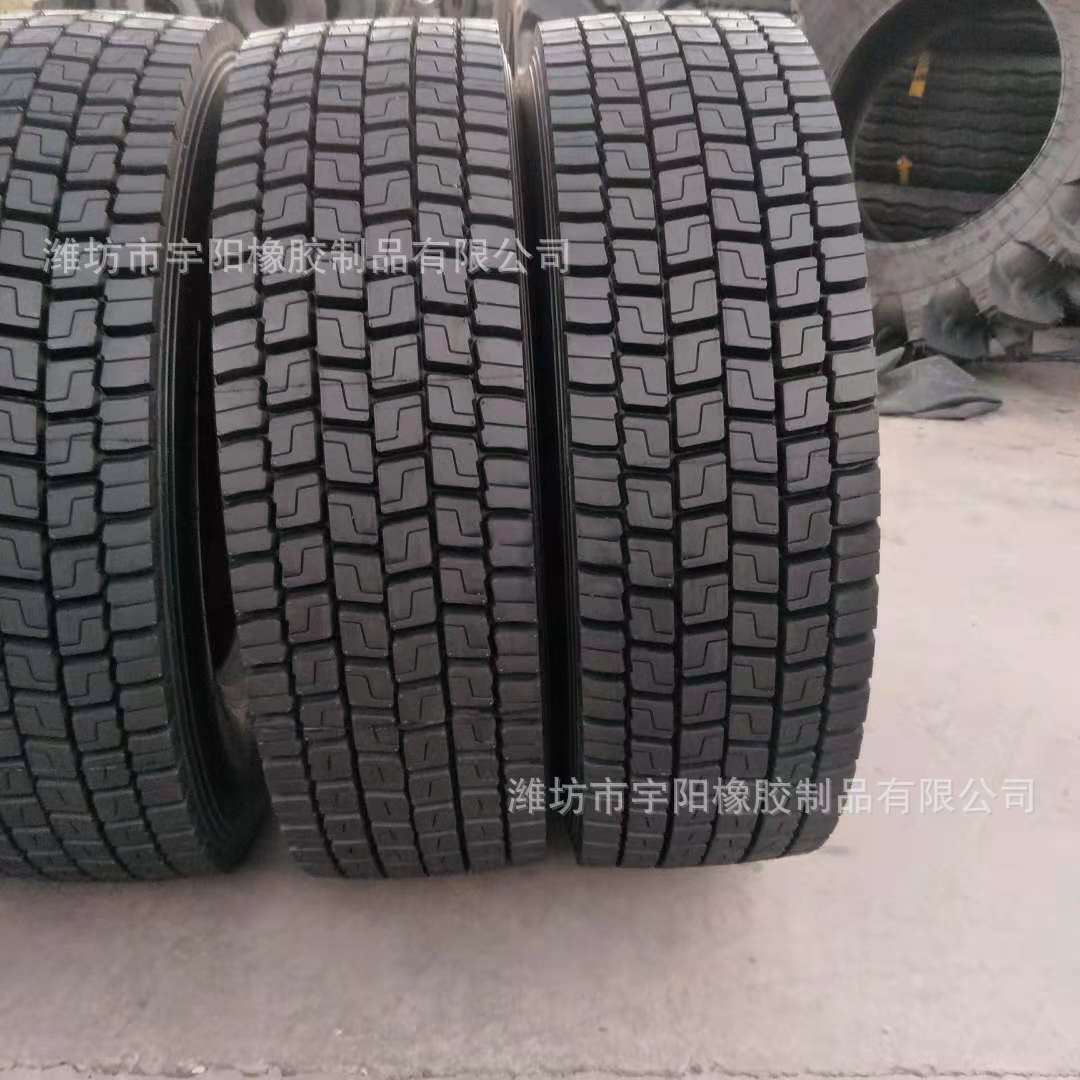7.50R16  公路运输车轮胎 卡车轮胎 雪地花纹