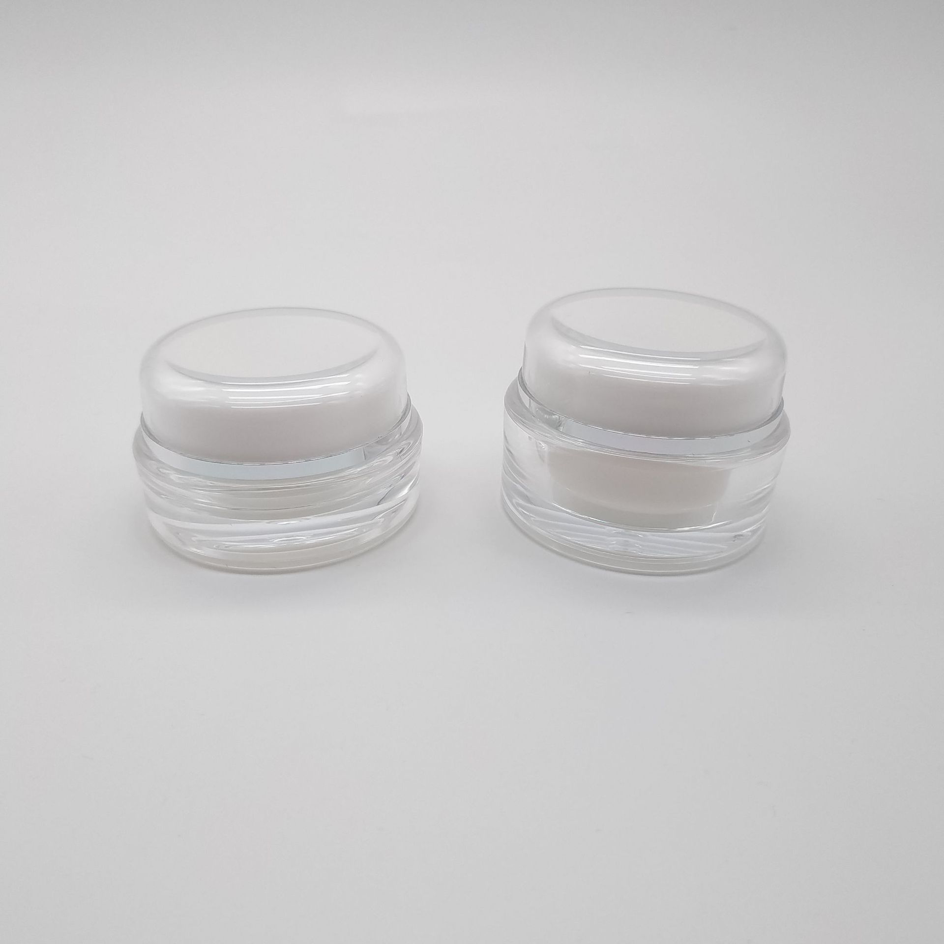[En stock] 15g 30g 50g botella de crema redonda de acrílico botella de crema de ojos botella de viaje sub-botella
