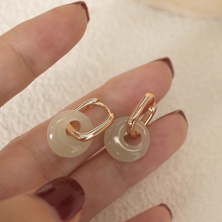 Asahi Imitation Hetian Jade Circle Earrings Women's Simple New Chinese Niche Design Safe Buckle Transfer Ear Buckle Earrings