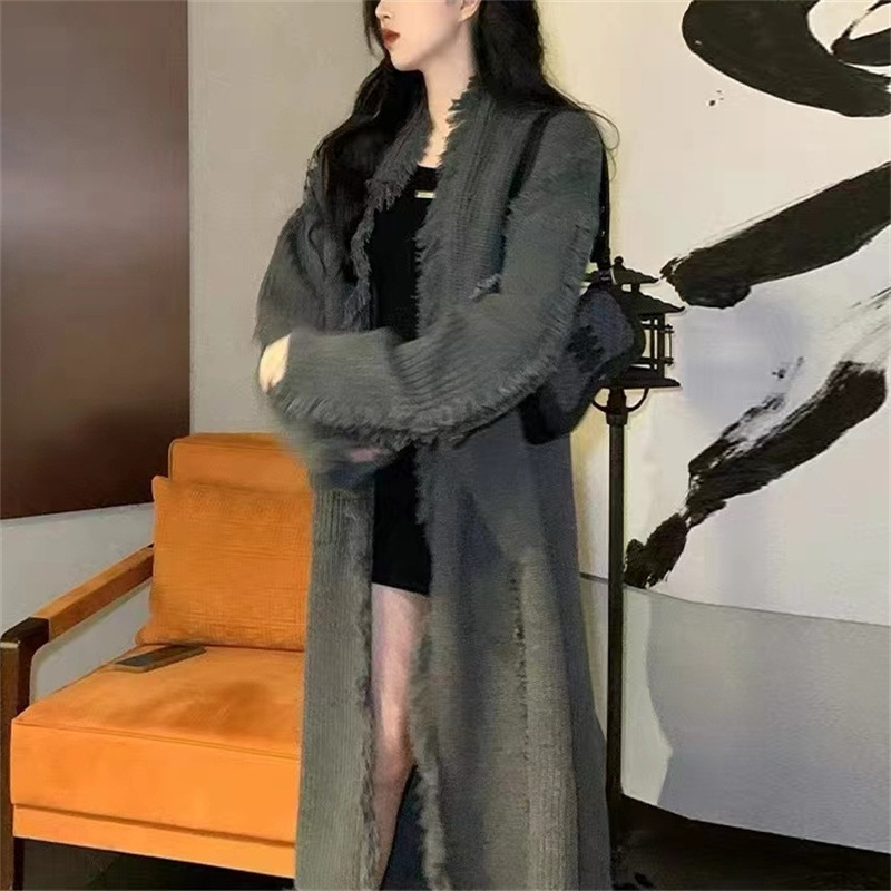 ニットのカーディガンの女性の秋の新型の怠惰な風の長いタイプのフリンジのデザイン感の柔らかいモチモチのファッションのゆったりしているセーターの女性のコート|undefined