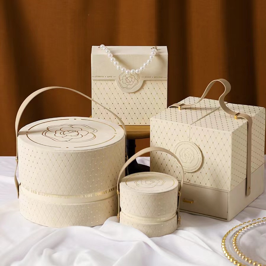 现货创意小香风山茶花伴手礼盒烫金网格手提结婚喜糖盒礼品包装盒