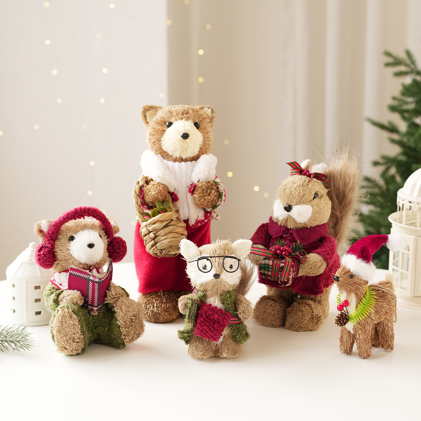 Decoración de escritorio de Navidad transfronteriza espuma de paja osos ardilla muñeca muñeca muñeca decoración de Navidad