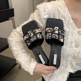 法式小众高级感凉拖鞋女2024夏季新款时尚细跟一字小香风高跟凉鞋
