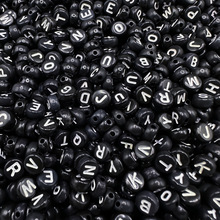 亚克力字母珠黑底白字母26英文A-Z单字母扁珠diy手链串珠配件材料