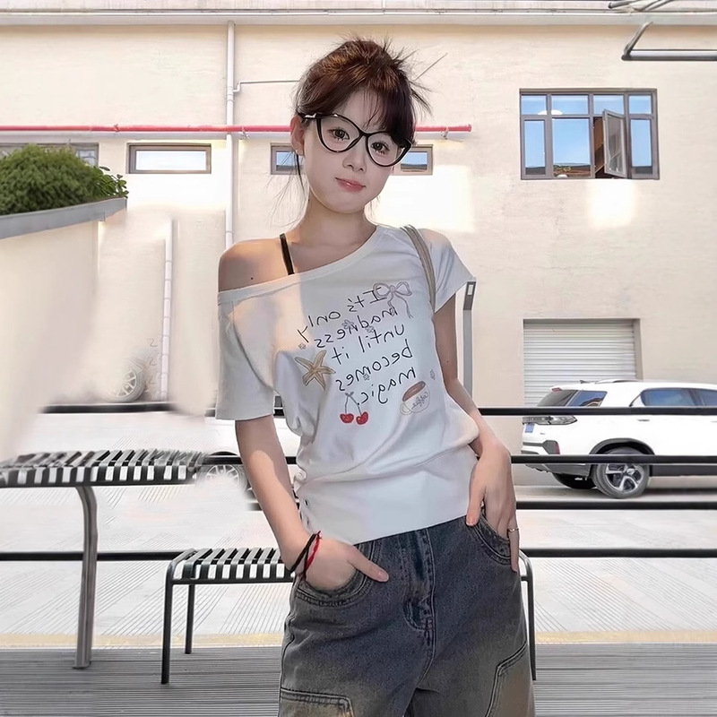 American Style Retro Crossover Shoulder T-Shirt Women's Summer Letter Printed White Slim-fit Off-shoulder Short-sleeve All-match Hot Girl Top Ins