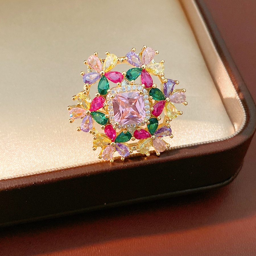 Medieval aguja de plata vintage flor de diamante pendientes de bordillo ligero de lujo de alto nivel pernos de joyería exquisita conjunto