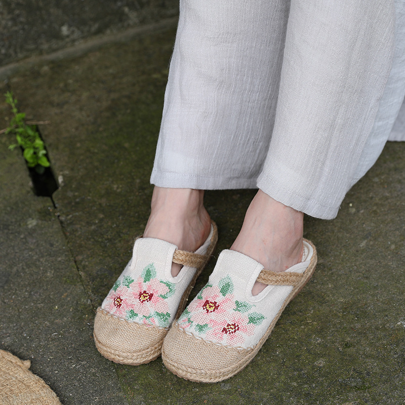 New summer cotton linen women's national wind embroidery shoes lazy people a foot fisherman shoes i half bag head cool slippers