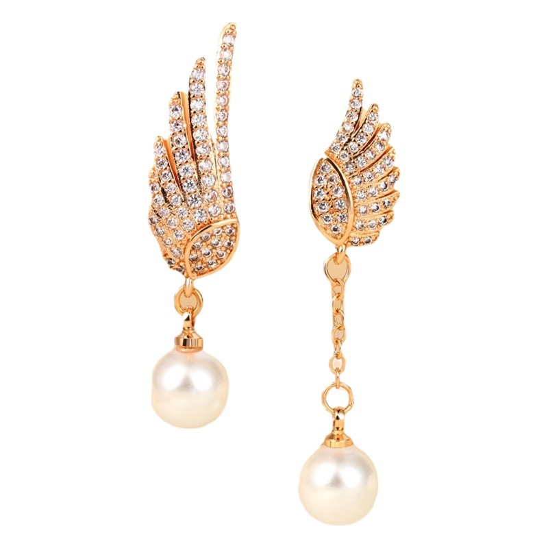 Explosión de sonido de vibración asimétrica alas perlas perlas de moda femenina temperamento elegante amplio aretes de pendientes de bordilla larga