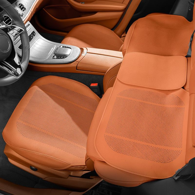 新しいナッパレザーのカーシートクッション、オールシーズン対応の薄型通気性のある穴あき車のインテリアシートカバー、夏用シートクッション|undefined