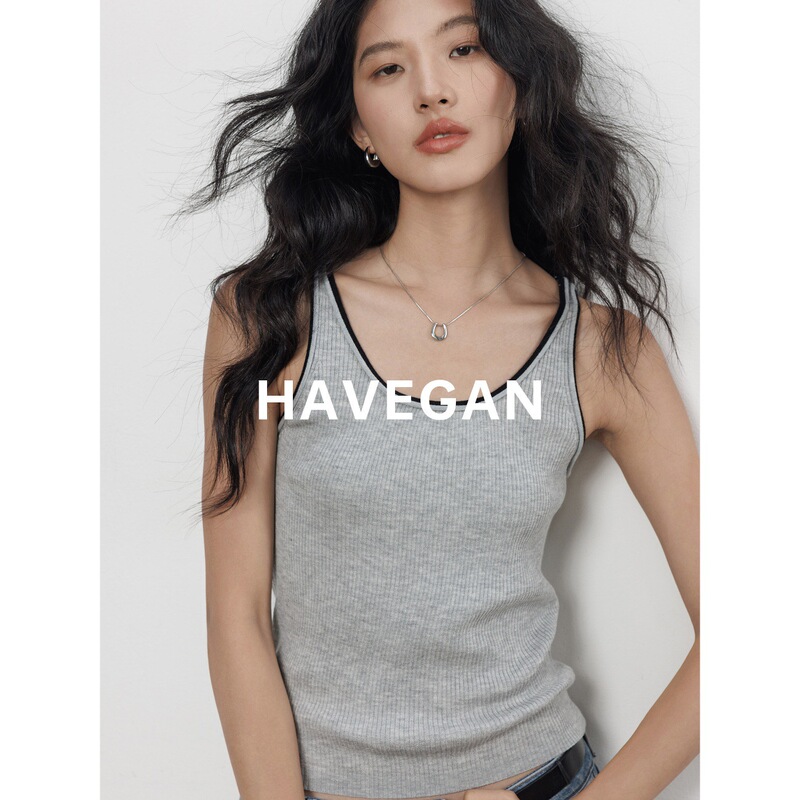 Havegan/Spring Sleeveless Faux Two-Piece Knitted Vest for Women with Wool, Lazy and Relaxed Old Money Style Top Havegan/Spring Sleeveless Faux Two-Piece Knitted Vest for Women with Wool, Lazy and Relaxed Old Money Style Top